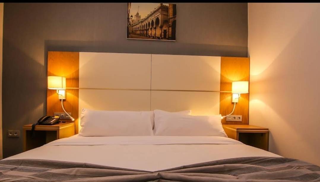 El Ghanami Hotel الجزائر العاصمة المظهر الخارجي الصورة